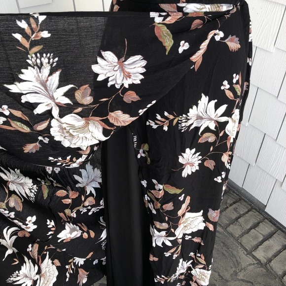 Host Pick Sage The Label Floral Maxi Empire Waist Dress Women’s Size Medium NWT - Picture 5 of 8